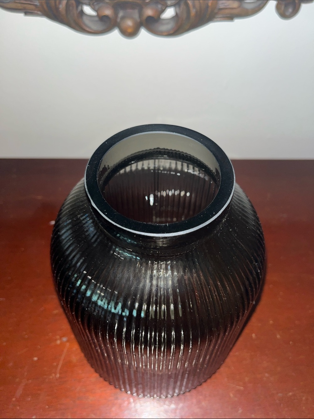 Black Ribbed Vase - Picture 2 of 4